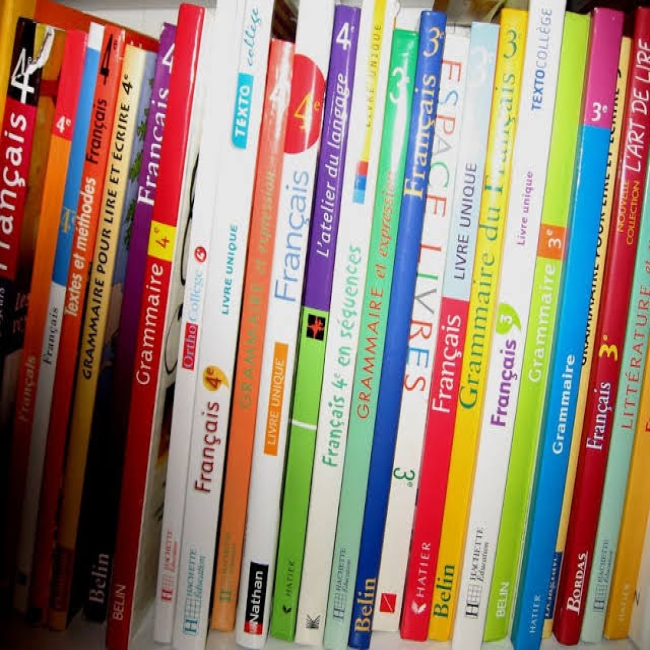 LIVRES ET APPLICATIONS SCOLAIRE